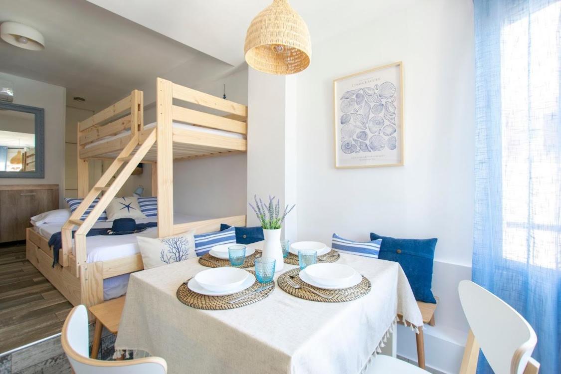 Apartbeach La Brisa Y Frente Playa La Pineda Ngoại thất bức ảnh